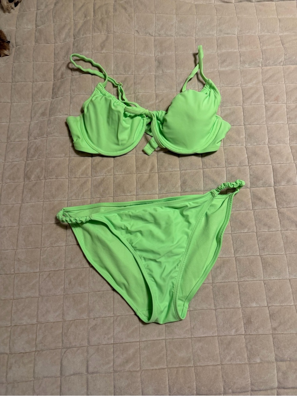 No Boundaries Neon Green Underwire Bikini Set